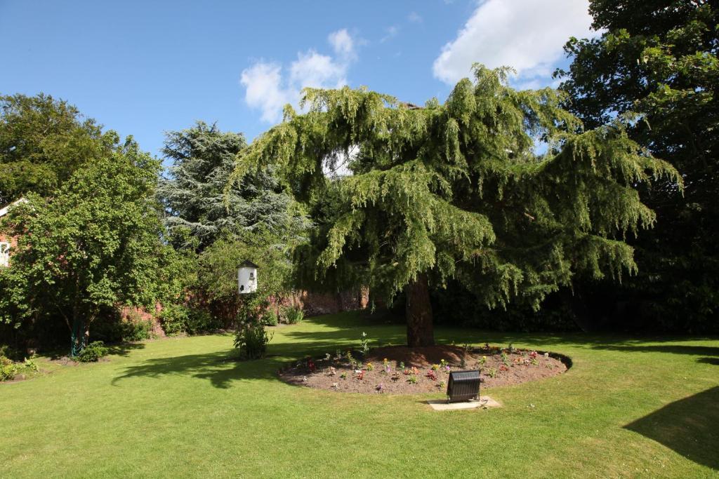 Alderley Edge Hotel Exterior photo